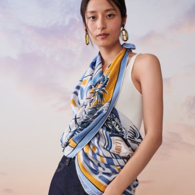 カレの結び方 | Hermes | Hermès - エルメス-公式サイト